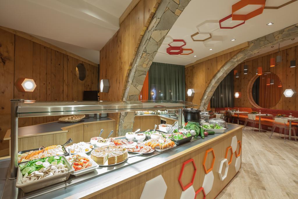 Royal Ours Blanc Boutique Hotel & Spa Alpe d'Huez Exterior foto
